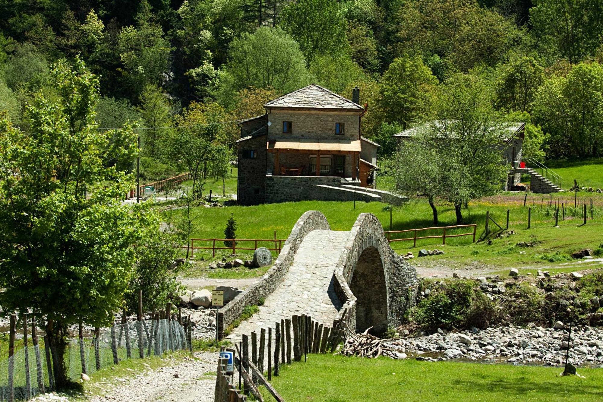 Mulino Marghen - Restored Watermill - Accomodation And Retreat Center Zeri Ngoại thất bức ảnh